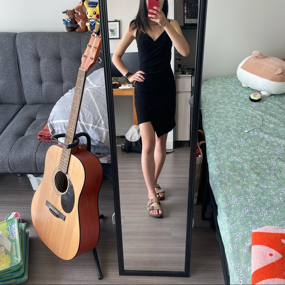 🌟 Forever 21 little black dress - Picture 3 of 4